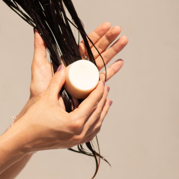 Combo Shampoo + Acondicionador Solido Pelo Debil 50g Nyubu