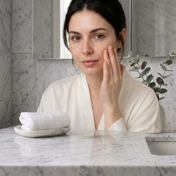 Exfoliante Facial Vitamina C Scrub Revitalizante 300g Idraet