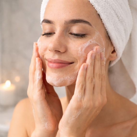 Gel de Limpieza Facial Renovador Vitamina C 500g Idraet